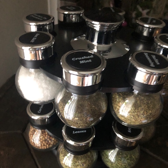 16 Jar Rack Filled - Picture 2 of 7